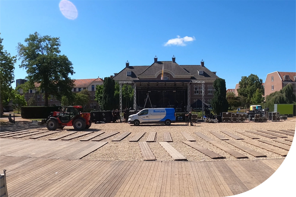 UITweek h1