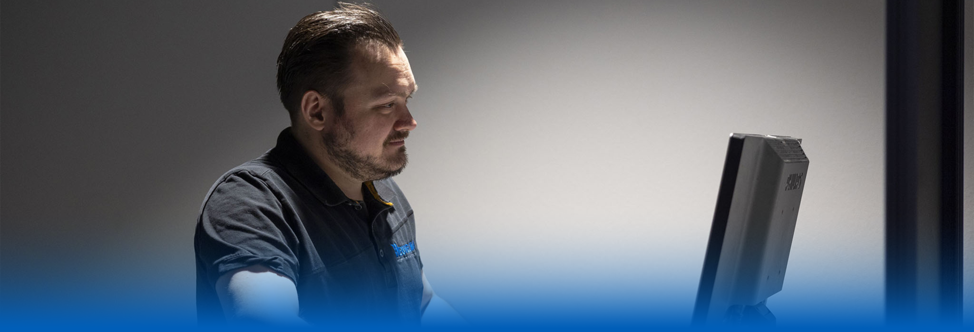 Vacature licht technicus header blauw